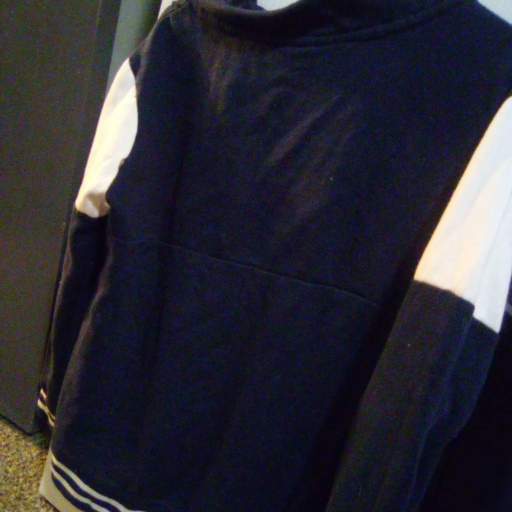 Exist pullover sweatshirt